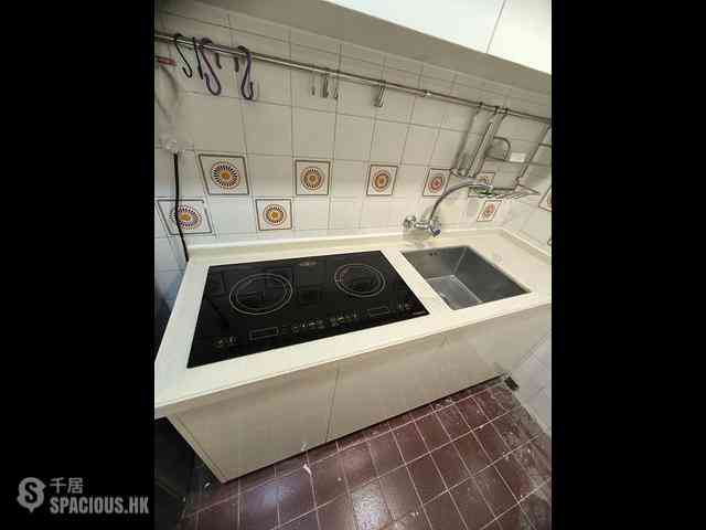 Chai Wan - Greenwood Terrace Block 4 09