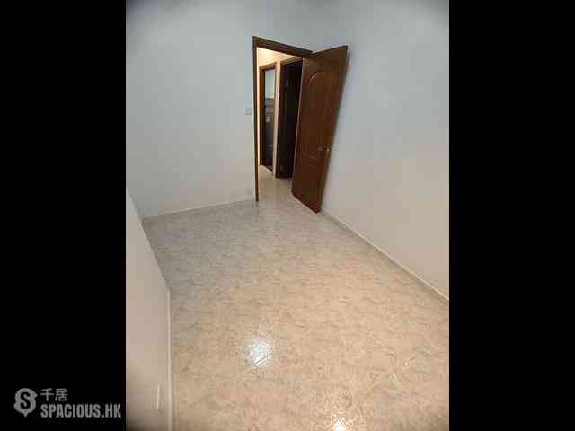 Chai Wan - Greenwood Terrace Block 4 12
