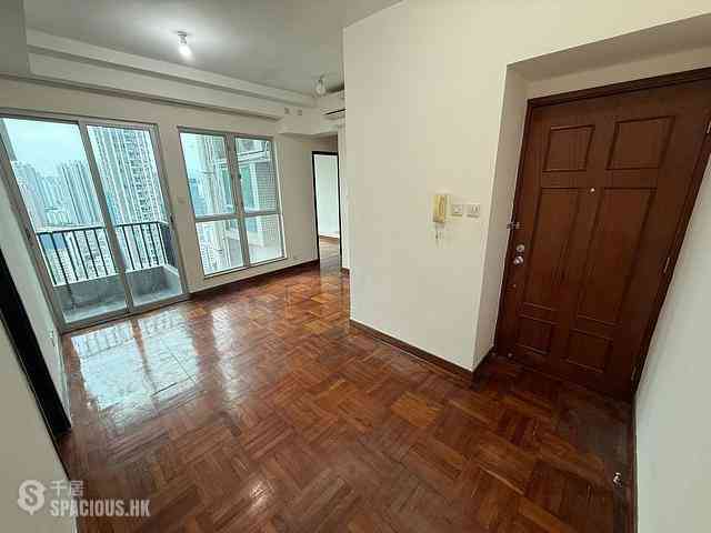 Mong Kok - Flourish Mansion 04