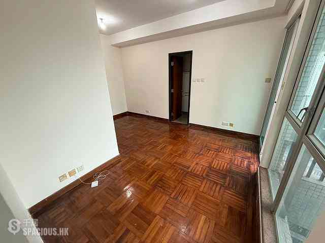 Mong Kok - Flourish Mansion 07