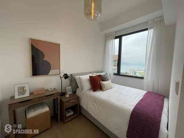Gold Coast / So Kwun Wat - Oma Oma 06