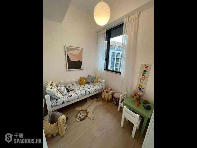 Gold Coast / So Kwun Wat - Oma by the Sea 04