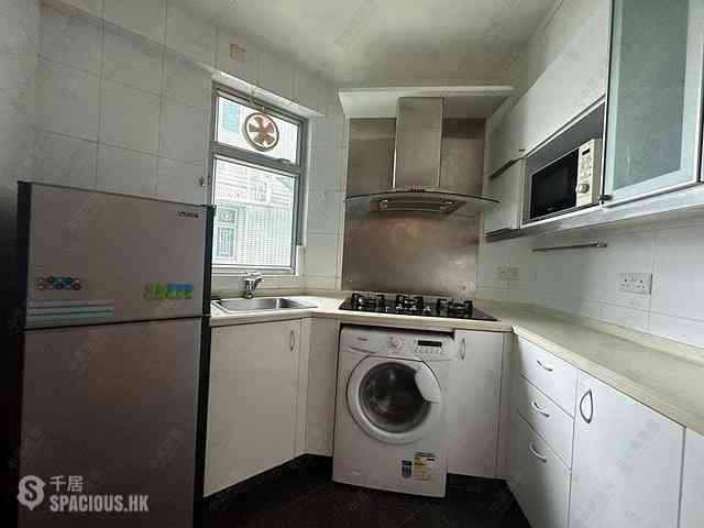 Ap Lei Chau - Sham Wan Towers Block 3 06