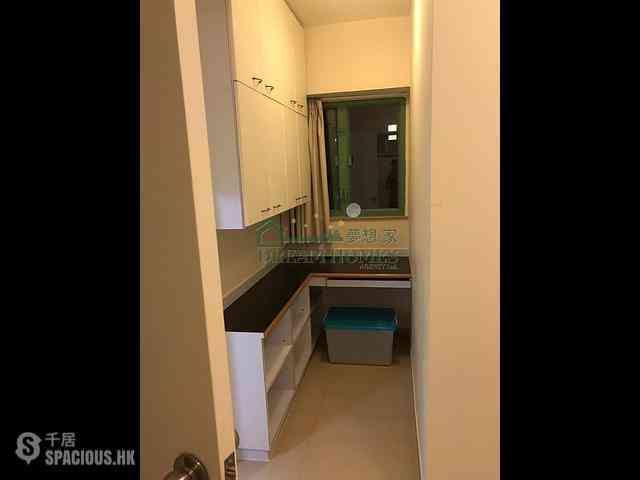 Mid Levels West - Cartwright Gardens 12