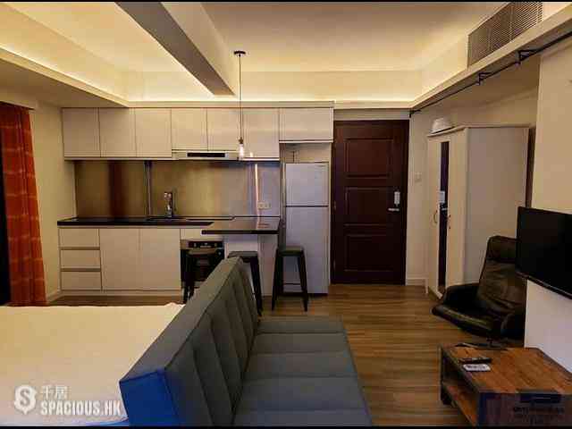 Central - 75, Hollywood Road 12