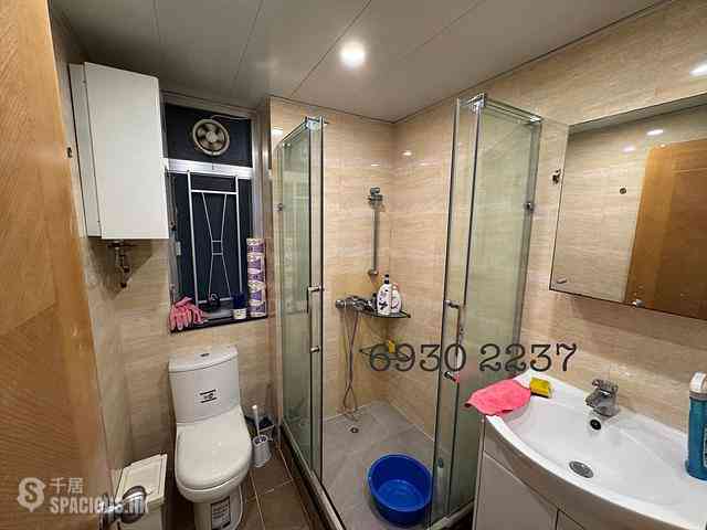 Sai Ying Pun - 33, Bonham Road 08