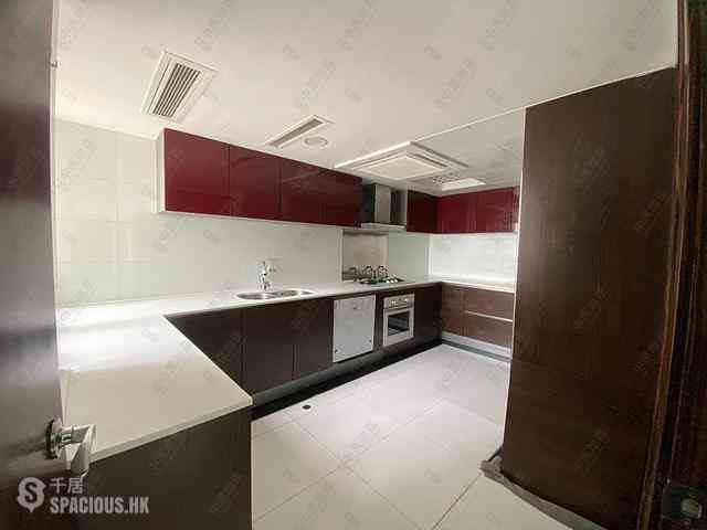 Pok Fu Lam - Villa Cecil Phase 3 Block 2 06
