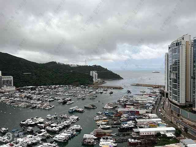 Ap Lei Chau - Marina South Block 1 12