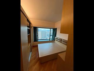 West Kowloon - Sorrento Phase 1 Block 6 02