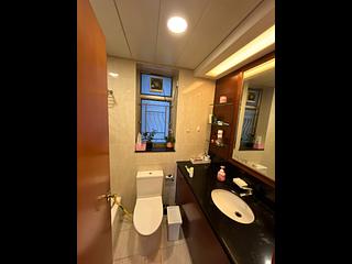 West Kowloon - Sorrento Phase 1 Block 6 05