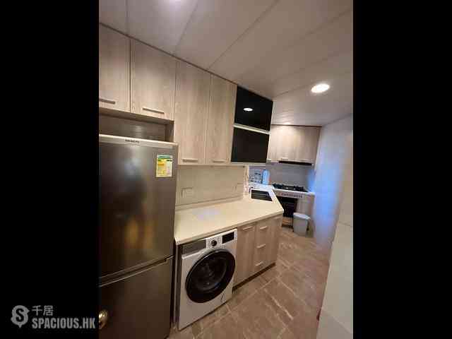 West Kowloon - Sorrento Phase 1 Block 6 07