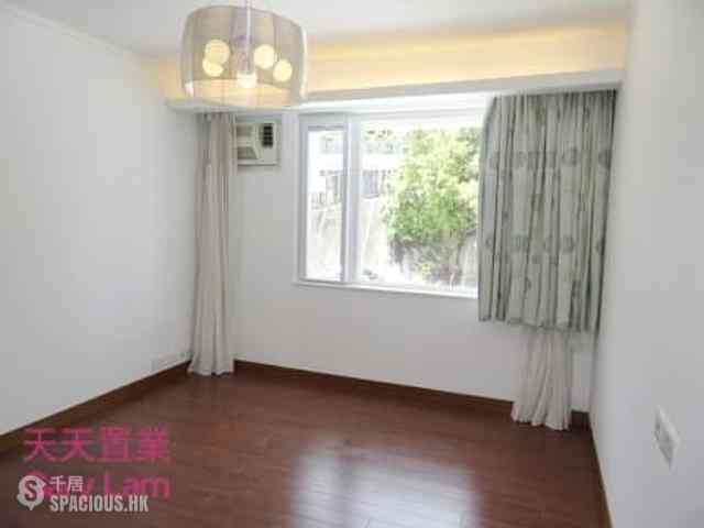 Clear Water Bay - Golden Lake Villa 06