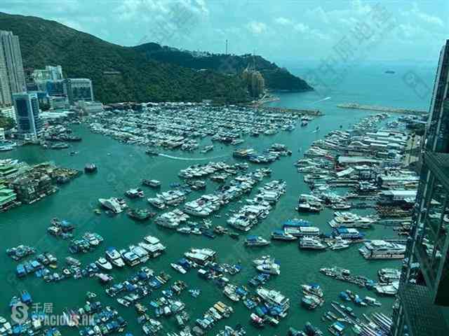 Ap Lei Chau - Sham Wan Towers Block 2 01