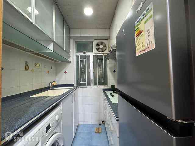 Sheung Wan - Midland Centre Block B 06