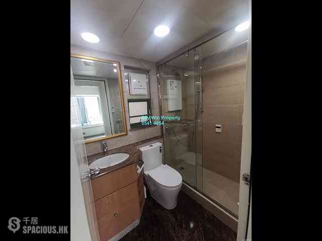 Tai Kok Tsui - Park Avenue Phase 1 Block 6 04