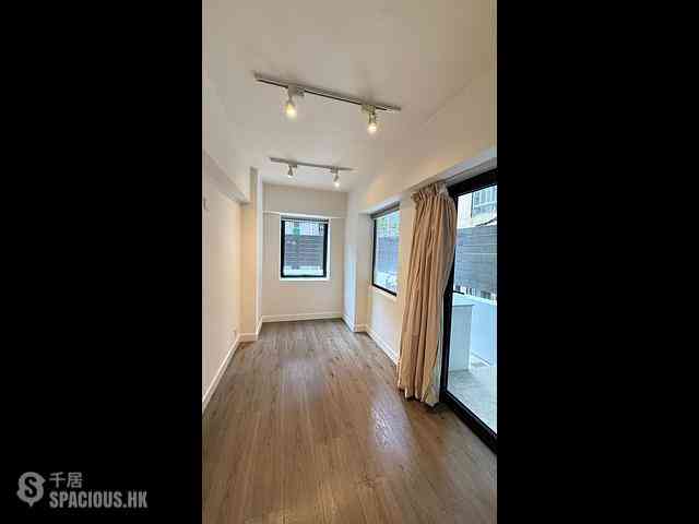 Sai Ying Pun - 345, Queen's Road West 04