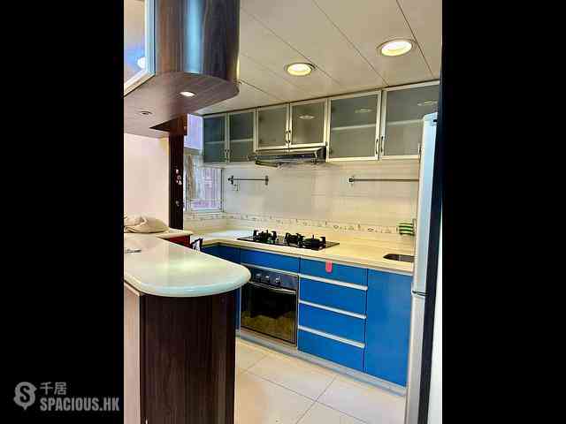 Kennedy Town - Joyful Building 02