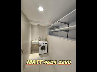 Chung Hom Kok - Magnolia (The Crown Villas) 15