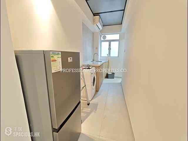 Central - 12, Gough Street 04