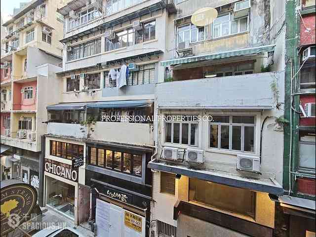 Central - 12, Gough Street 06