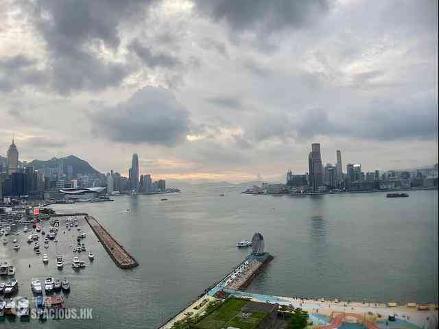 Causeway Bay - Victoria Centre 02