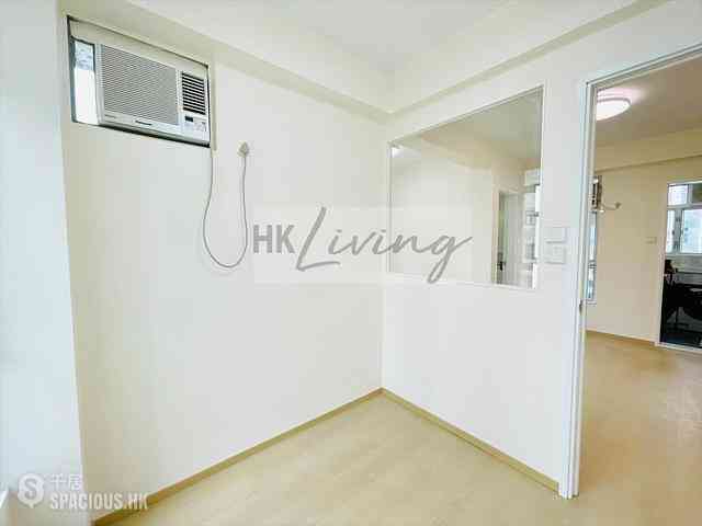 Wan Chai - Yan King Court 04