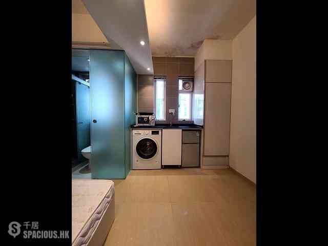 Causeway Bay - Thai Kong Building 01