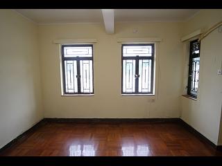 Happy Valley - 11-15, Briar Avenue 02