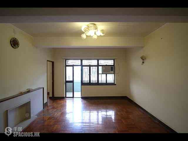 Happy Valley - 11-15, Briar Avenue 01