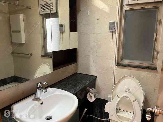 Ap Lei Chau - Sham Wan Towers Block 3 07