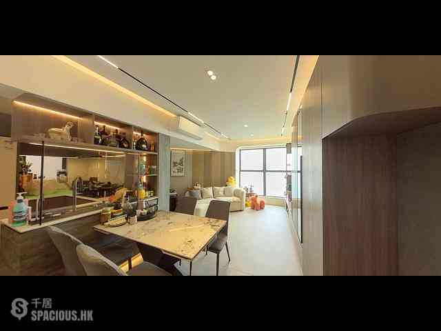 Siu Sai Wan - Island Resort Block 3 01