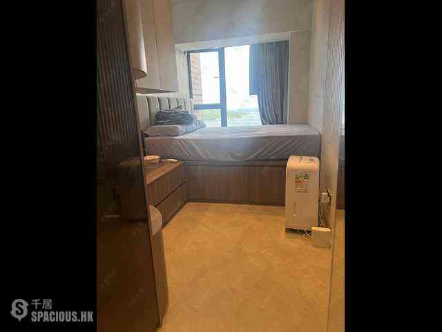 Siu Sai Wan - Island Resort Block 3 03