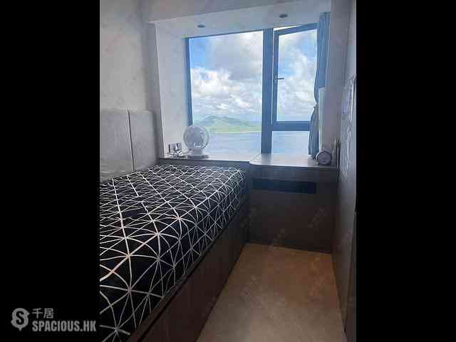 Siu Sai Wan - Island Resort Block 3 06