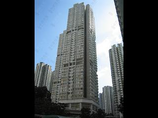 Quarry Bay - The Orchards Block 1 04