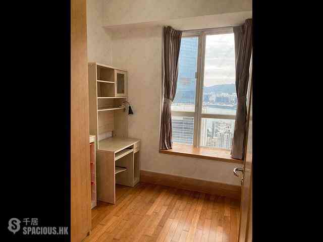 Quarry Bay - The Orchards Block 1 08
