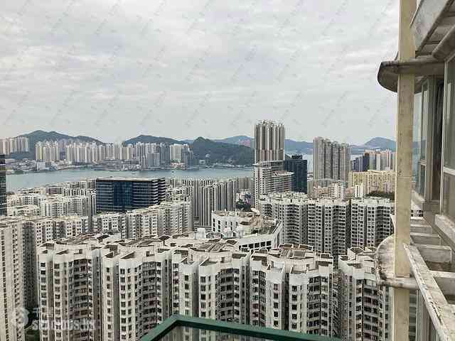 Quarry Bay - The Orchards Block 1 10