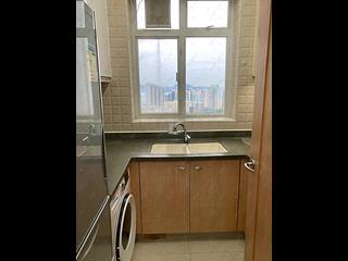 Quarry Bay - The Orchards Block 1 14