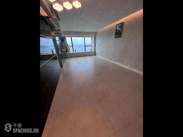Siu Sai Wan - Island Resort Block 6 06