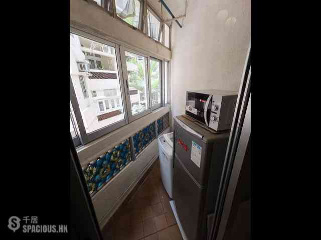Kennedy Town - Hee Wong Terrace Block 4 05