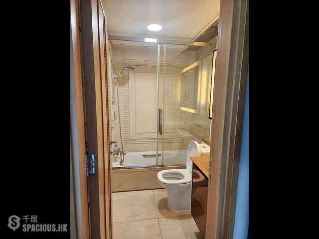Tai Kok Tsui - Harbour Green Tower 1 05