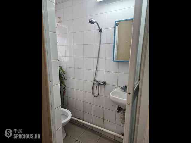 Tai Kok Tsui - Harbour Green Tower 1 11