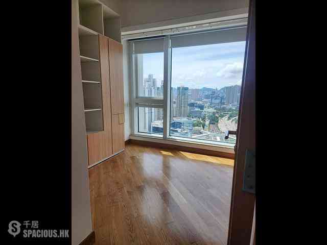 Tai Kok Tsui - Harbour Green Tower 1 13