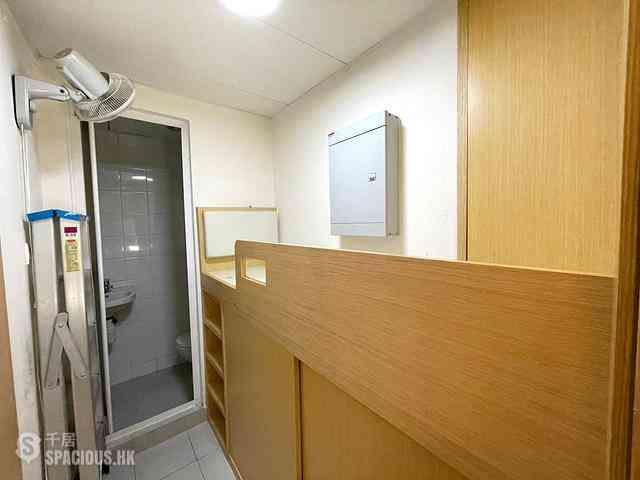 Tung Chung - The Visionary Tower 5 09