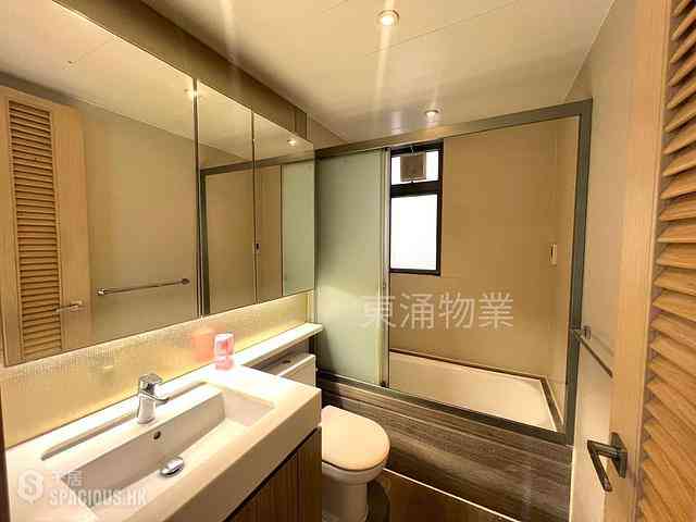 Tung Chung - The Visionary Tower 5 11