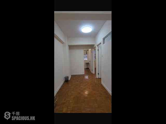 Sai Ying Pun - Tone Hing Building 02