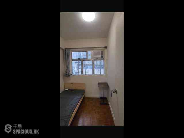 Sai Ying Pun - Tone Hing Building 04