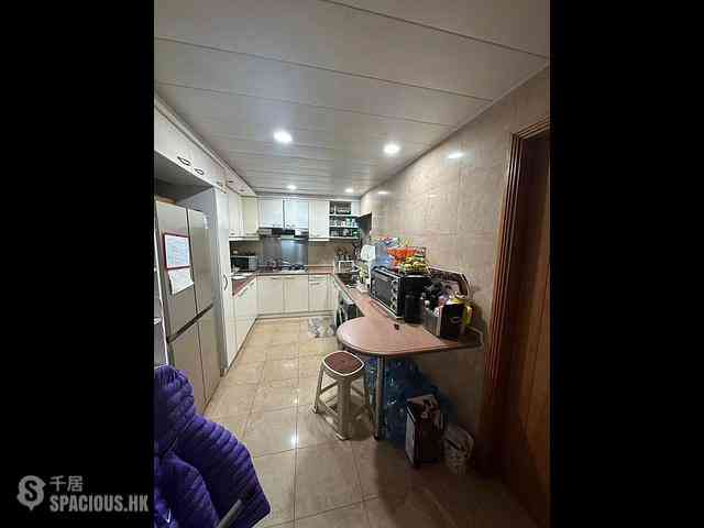 Hung Hom - Laguna Verde Phase 3 Costa Del Sol Block 12A 05