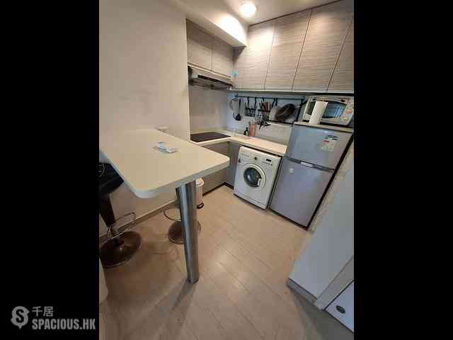 Sheung Wan - Midland Centre Block B 04