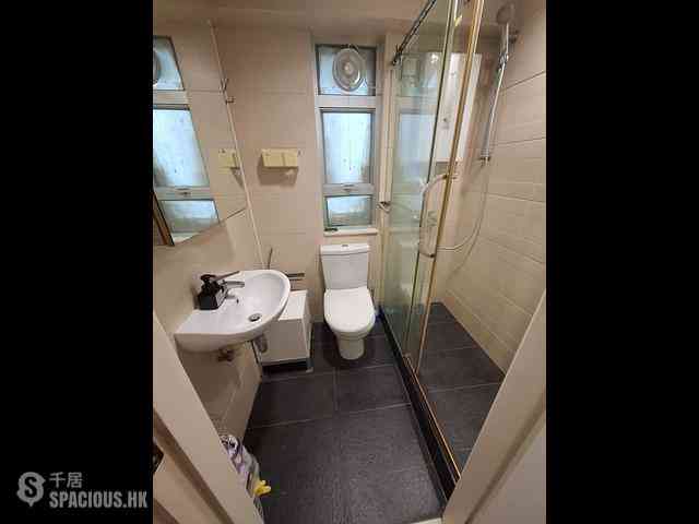 Sheung Wan - Midland Centre Block B 05