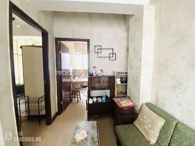 Happy Valley - Evone Court 02